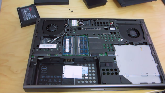 Nâng cấp ổ cứng SSD và RAM cho laptop Dell Precision M4600 8