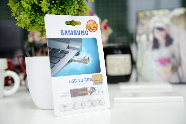 USB 64GB Samsung 3
