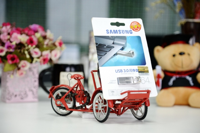 USB 64GB Samsung 7