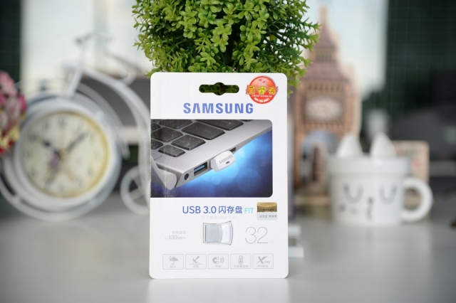 USB 32GB Samsung Fit 12