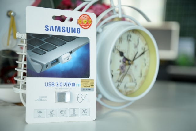 USB 64GB Samsung Fit 15