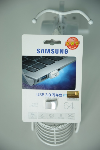 USB 64GB Samsung Fit 14