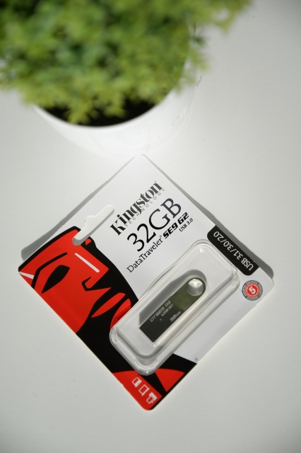 USB 32gb Kingston DataTraveler SE9 G2 12