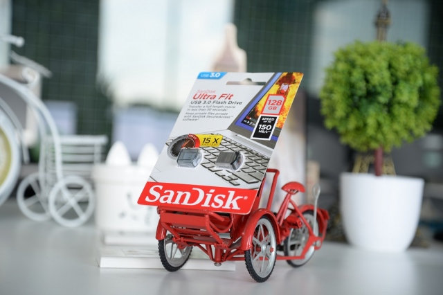 USB 128GB Sandisk Ultra Fit 11