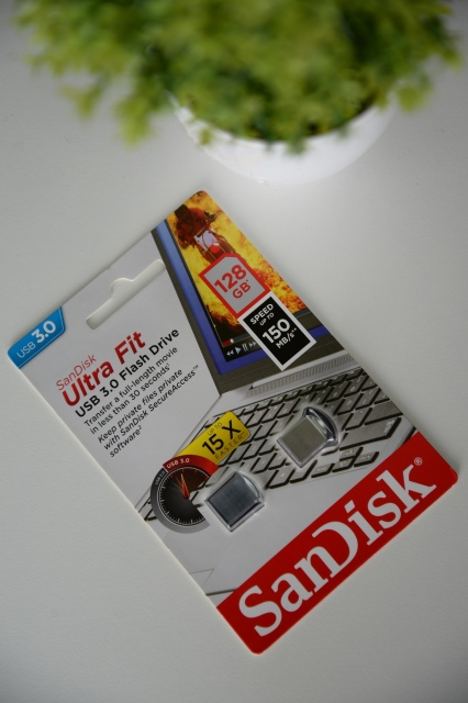 USB 128GB Sandisk Ultra Fit 14