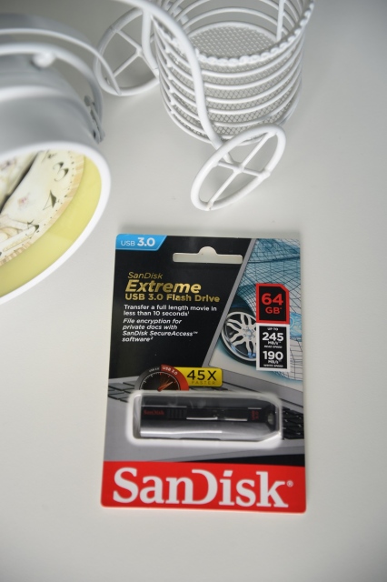 USB 64GB Sandisk Extreme CZ80 16