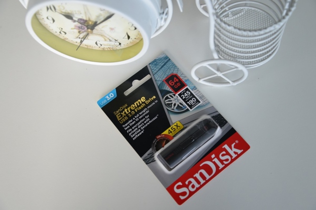 USB 64GB Sandisk Extreme CZ80 14