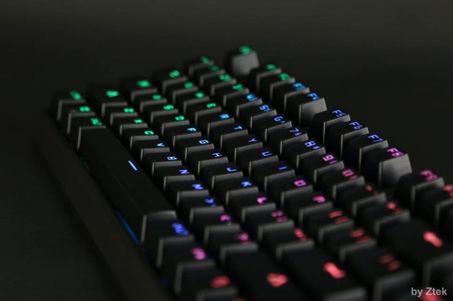 Bàn phím cơ Fuhlen SM680R/M87S RGB Black Blue switch 13