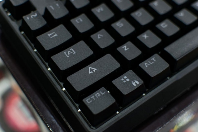 Bàn phím cơ Fuhlen SM680R/M87S RGB Black Blue switch 23