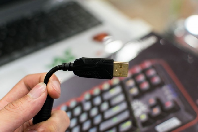 Bàn phím cơ Fuhlen SM680R/M87S RGB Black Blue switch 28