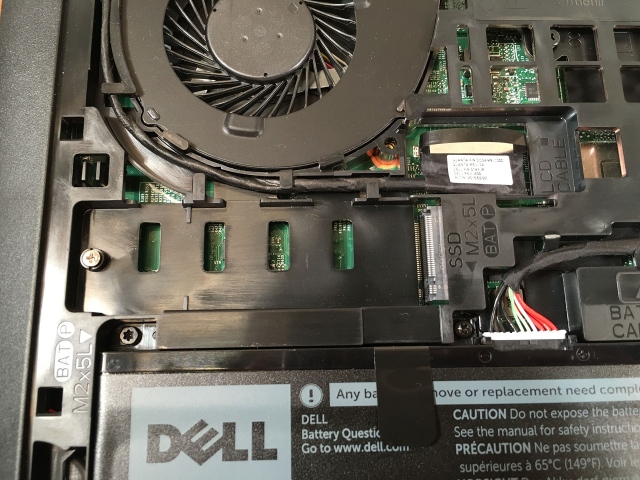 Nâng cấp ổ cứng SSD và RAM cho laptop Dell Inspiron 7559 10