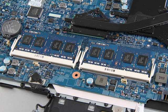 Nâng cấp ổ cứng SSD và RAM cho laptop Dell Inspiron 7537 16