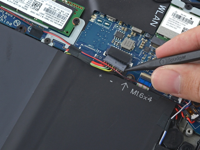 Nâng cấp ổ cứng SSD và RAM cho laptop Dell XPS 13 7