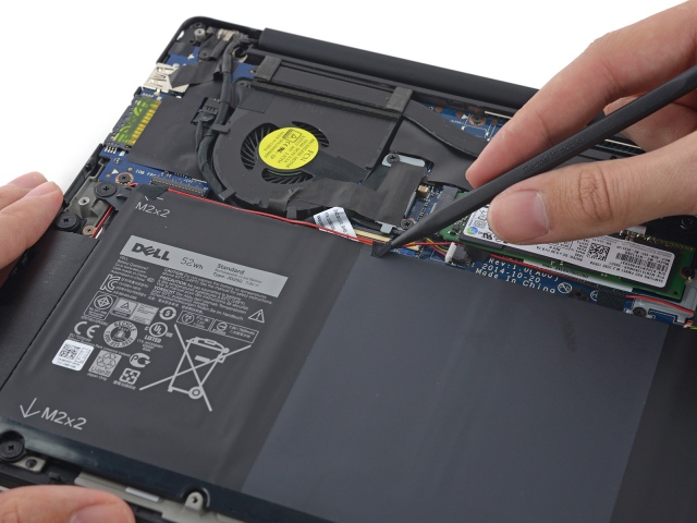 Nâng cấp ổ cứng SSD và RAM cho laptop Dell XPS 13 8