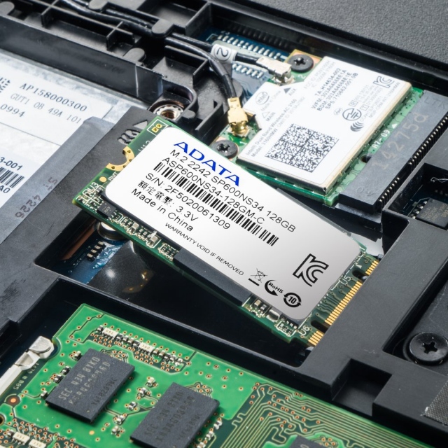 Ổ cứng SSD M2-SATA 128GB ADATA SP600 2242 5