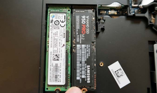 Ổ cứng SSD NVMe là gì ? 