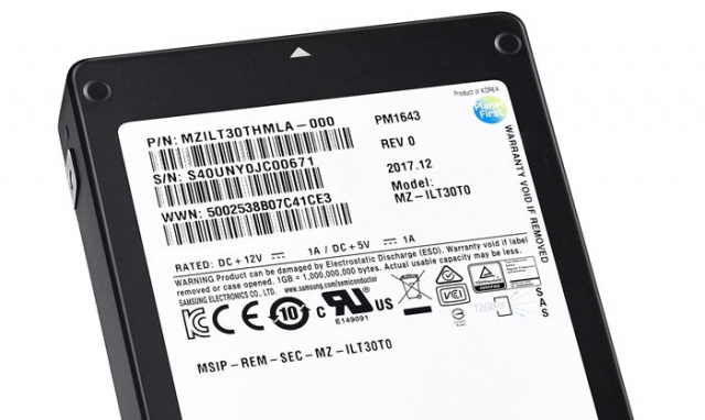 Samsung bắt đầu sản xuất hàng loạt ổ cứng SSD 30TB SAS 2