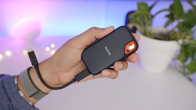 Ổ cứng di động SSD Portable 500GB Sandisk Extreme 10