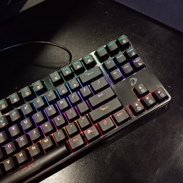 Bàn phím cơ DareU EK87s RGB 3