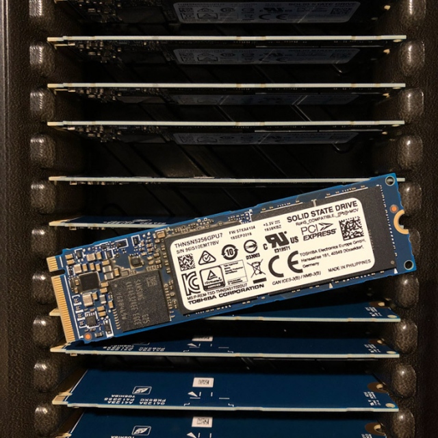 Ổ cứng SSD M2-PCIe 256GB Toshiba XG3 NVMe 2280 8